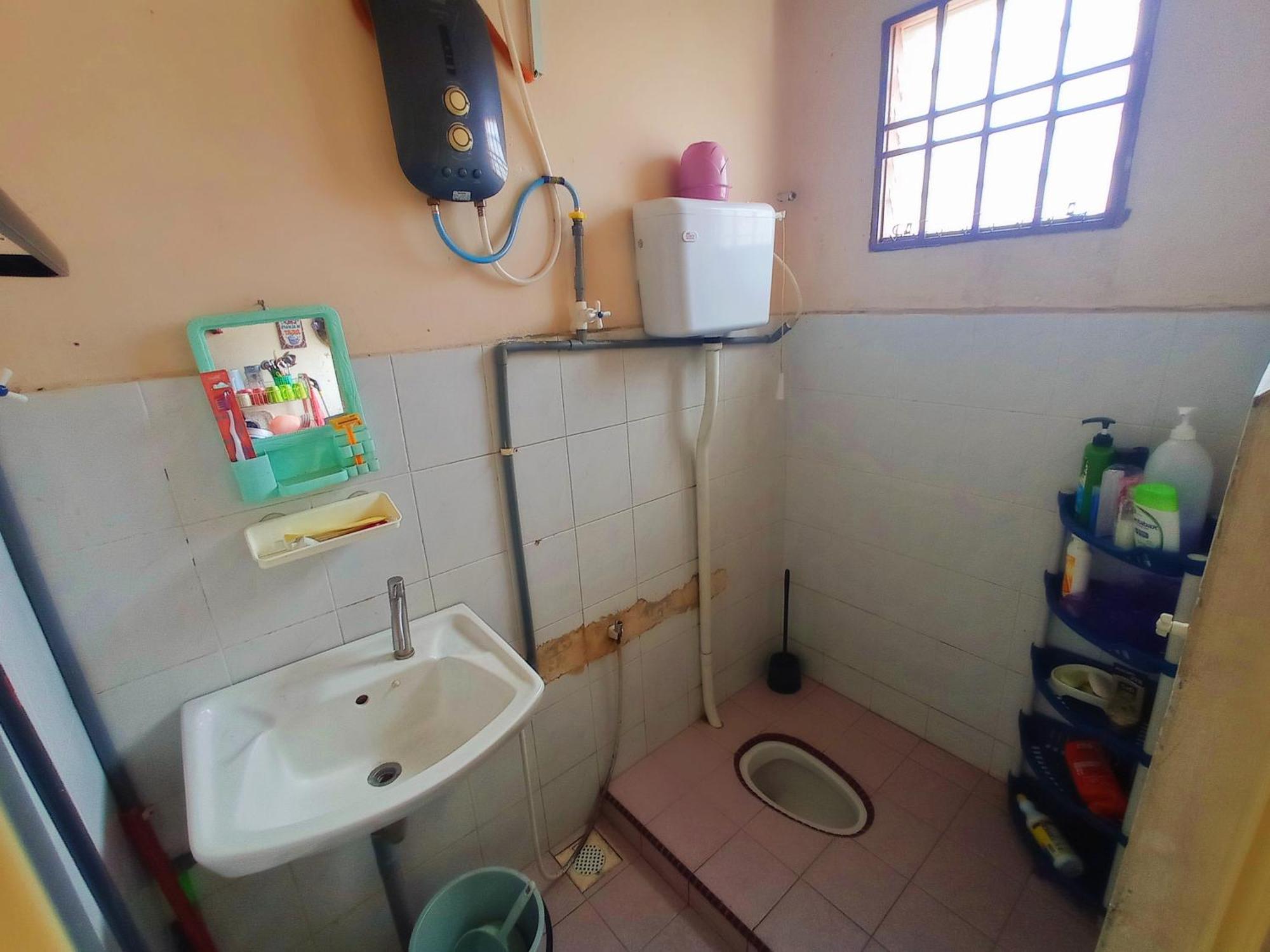 Homestay Melewar باريت راجا المظهر الخارجي الصورة