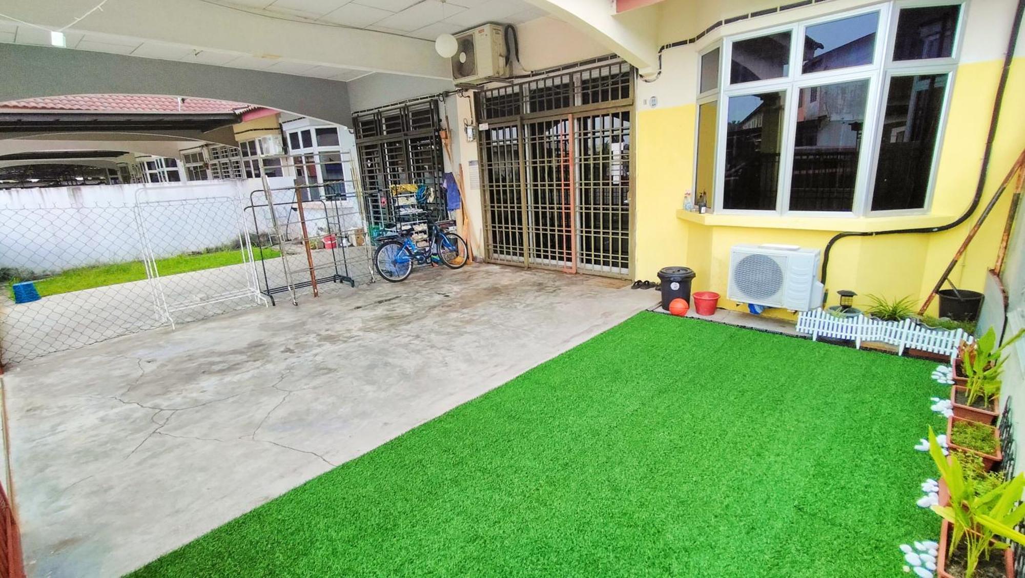 Homestay Melewar باريت راجا المظهر الخارجي الصورة
